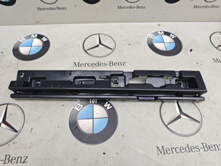 Кронштейн крепления порога BMW 2 серия Active Tourer F45 2015, 2.0 л., бензин, 7301942