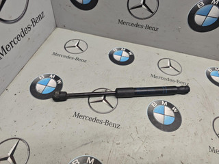 амортизатор капота BMW 2 серия Active Tourer F45 2015, 2.0 л., B48 A20 A, 7239233