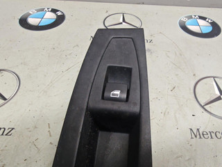 кнопка стеклоподъемника двери BMW 2 серия Active Tourer F45 2015, 2.0 л., B48 A20 A, 9208107