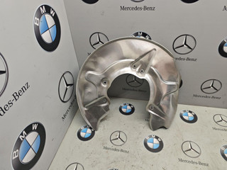 защитный кожух тормозного механизма BMW XM G09 2024, 4.4 л., бензин, 475, полный привод, 6889155