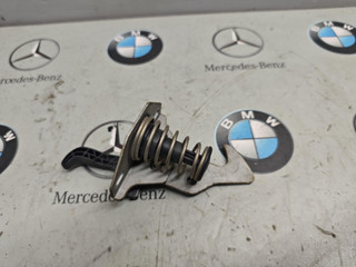 захватный крюк капота BMW X1 E84 [рестайлинг] 2015, 2.0 л., бензин, 2990367