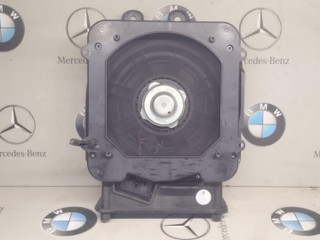 сабвуфер BMW 2 серия Active Tourer F45 2015, 2.0 л., бензин, 9275995