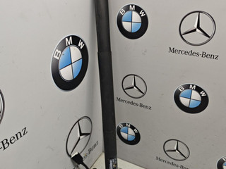 амортизатор крышки багажника (3-5 двери) BMW 2 серия Active Tourer F45 2015, 2.0 л., B48 A20 A, 7365979