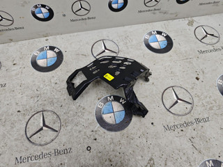 крепление ( кронштейн ) крыла BMW X7 G07 [рестайлинг] 2023, 4.4 л., бензин, a96, полный привод, правый руль, 9881245