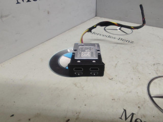 разъем AUX / USB BMW X5 G05 [рестайлинг] 2023, 3.0 л., бензин, c4p, полный привод, 5A84163