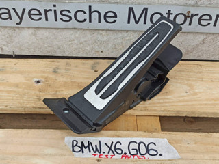 педаль BMW X6 G06 [рестайлинг] 2023, 3.0 л., бензин, a96, полный привод, 6889820