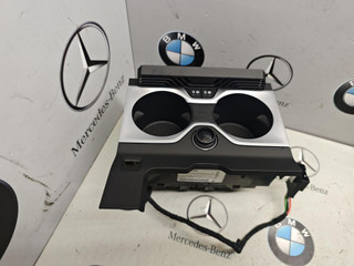 подстаканник BMW XM G09 2023, 4.4 л., бензин, c5y, полный привод, 6827173