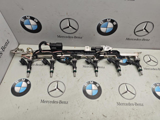 топливная рампа BMW X5 G05 [рестайлинг] 2023, 3.0 л., бензин, c4p, полный привод, 8483304, 8489639