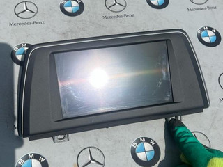 монитор мультимедиа BMW 2 серия Active Tourer F45 2015, 2.0 л., бензин, 9317941