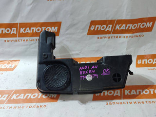 сабвуфер Audi A4 B8/8K 2009, 1.8 л., CDHB, бензин, АКПП, универсал, передний привод, 8K9035382