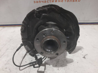 кулак поворотный правый BMW 1 серия E81/E82/E87/E88 [рестайлинг] 2007, 1.6 л., N45 B16 A, бензин, АКПП, хетчбэк 5 дв., задний привод