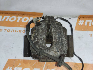 СУППОРТ перед. лев. BMW 5 серия F07/F10/F11 2011, 2.5 л., N52 B25 A, бензин, АКПП, универсал, задний привод, 34116792689