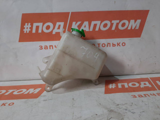 бачок расширительный Suzuki Grand Vitara 2 поколение [рестайлинг] 2008, 2.4 л., J24B, бензин, МКПП, z2s, внедорожник 5 дв., полный привод, 17980-650, 1793165J00