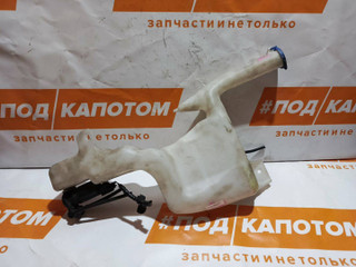 бачок омывателя Ford Fiesta 6 поколение [рестайлинг] 2014, 1.0 л., SFJB, бензин, АКПП, hot magenta, хетчбэк 5 дв., передний привод