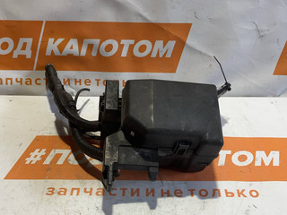 блок предохранителей Suzuki SX4 1 поколение 2009, 1.5 л., M15A, бензин, АКПП, zmv, хетчбэк 5 дв., передний привод