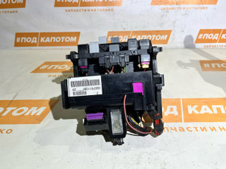 блок предохранителей Volkswagen Tiguan 1 поколение 2009, 2.0 л., CAWA, бензин, АКПП, z3 / r7n, полный привод, 3C8937049E
