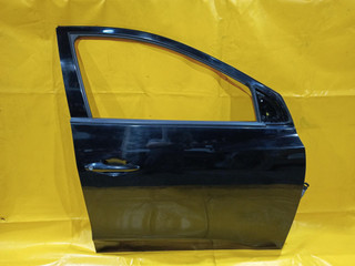 дверь передняя правая Hyundai ix35 1 поколение 2012, 2.0 л., G4KD, бензин, АКПП, tcm (phantom black), внедорожник 5 дв., передний привод