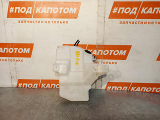 бачок омывателя Ford Kuga 2 поколение 2015, 1.5 л., M9MA, бензин, АКПП, moondust silver (metallic), внедорожник 5 дв., передний привод