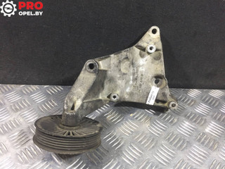 кронштейн компрессора кондиционера Opel Zafira 1 поколение (A) 2001, 2.0 л., TDi, дизель, МКПП, минивэн, 24459840