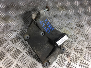 кронштейн генератора Volkswagen Golf 3 поколение 1997, 1.8 л., ADZ, бензин, 5МКПП, чёрный, кабриолет, передний привод, правый руль, 028903143AD