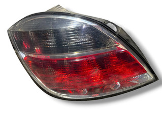 фонарь задний левый Opel Astra H/Family [рестайлинг] 2008, 1.6 л., Z 16 XER, бензин, 5МКПП, lichtsilber / 4au, хетчбэк 5 дв., передний привод, правый руль, 13222324