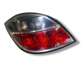 фонарь задний левый Opel Astra H 2007, 1.8 л., Z 18 XER, бензин, 5МКПП, starsilber iii, хетчбэк 5 дв., передний привод, правый руль, 13222324