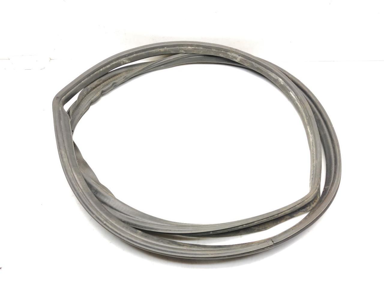 уплотнитель Mercedes-Benz E-Класс W212/S212/C207/A207 S212 2011, 2.1 л., CDi, OM 651.924, дизель, АКПП, iridiumsilber / 775, универсал, задний привод, правый руль, A2127400378 - фото №1