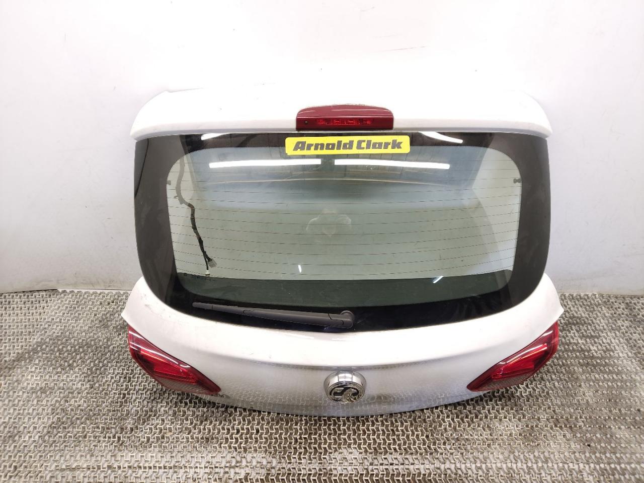 крышка багажника (дверь 3-5) Opel Corsa E 2017, 1.4 л., i, B 14 XER, бензин, 5МКПП, schneeweiss / gaz, хетчбэк 3 дв., передний привод, правый руль, 13428045 - фото №1