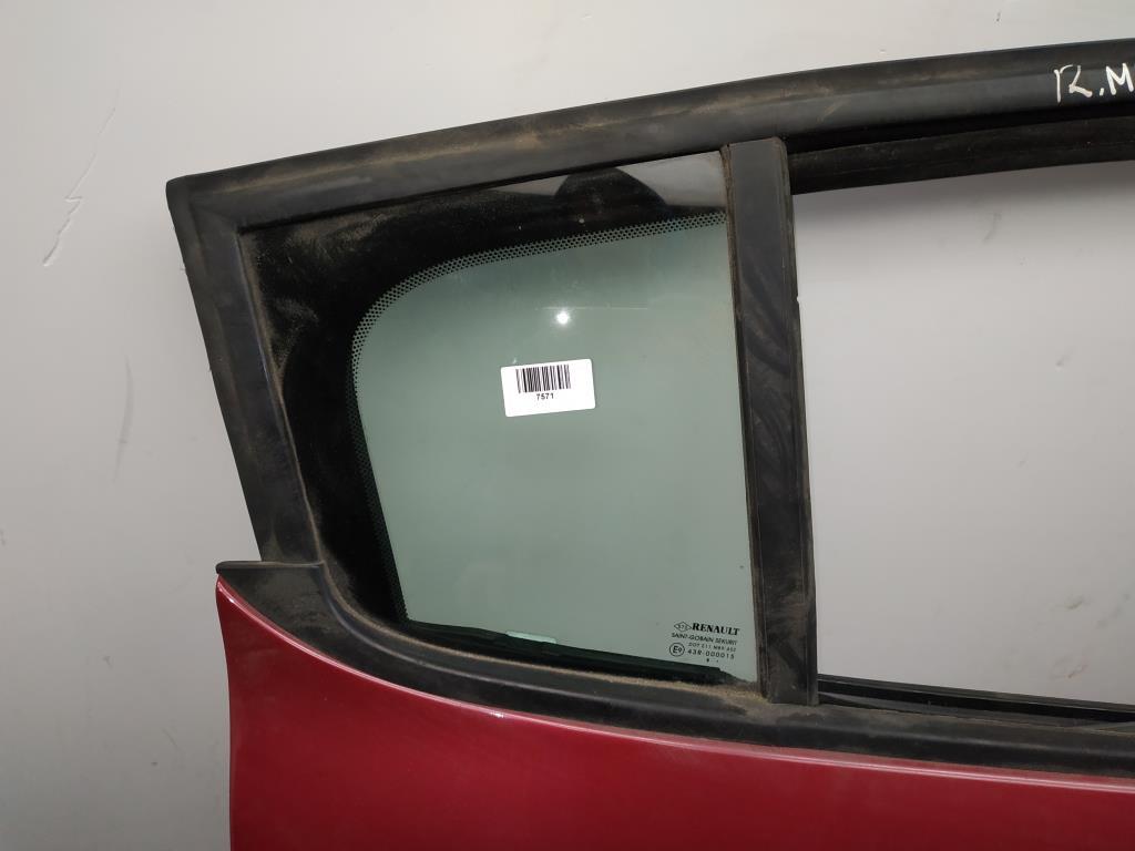 форточка задняя правая Renault Megane 3 поколение 2009, 1.5 л., дизель, 6МКПП, красный, хетчбэк 5 дв., передний привод, правый руль - фото №1