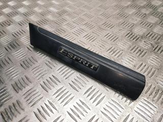 молдинг переднего левого крыла Mercedes-Benz C-Класс W202/S202 W202 1994, 1.8 л., i, M 111.920, бензин, 5МКПП, черный, седан, задний привод, правый руль, 2026905162