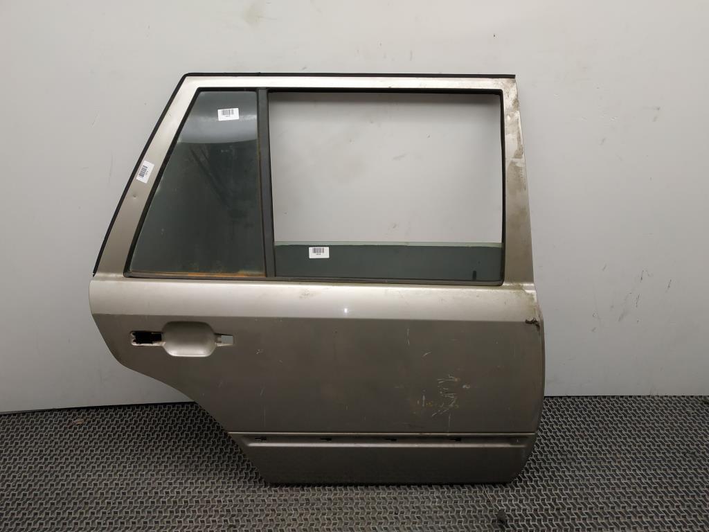 стекло двери задней правой Mercedes-Benz W124 1 поколение S124 1991, 3.0 л., i, M 103.983, бензин, 5МКПП, коричневый, универсал, задний привод, правый руль - фото №1