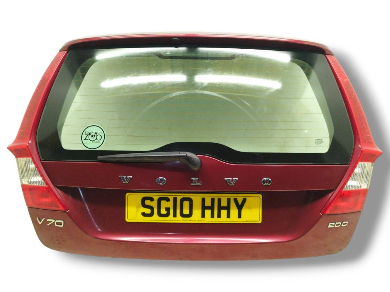 крышка багажника (дверь 3-5) Volvo V70 3 поколение 2010, 2.0 л., D, D 4204 T, дизель, 6МКПП, ruby red / 454, универсал, передний привод, правый руль, 39807944 - фото №1