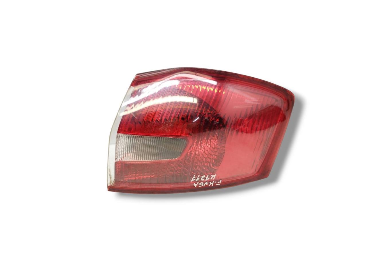 фонарь задний правый Ford Kuga 1 поколение 2008, 2.0 л., TDCi, G6DG, дизель, 6МКПП, avalon / m8, внедорожник 5 дв., полный привод, правый руль, 8V41-13404-CH, 1710611 - фото №1