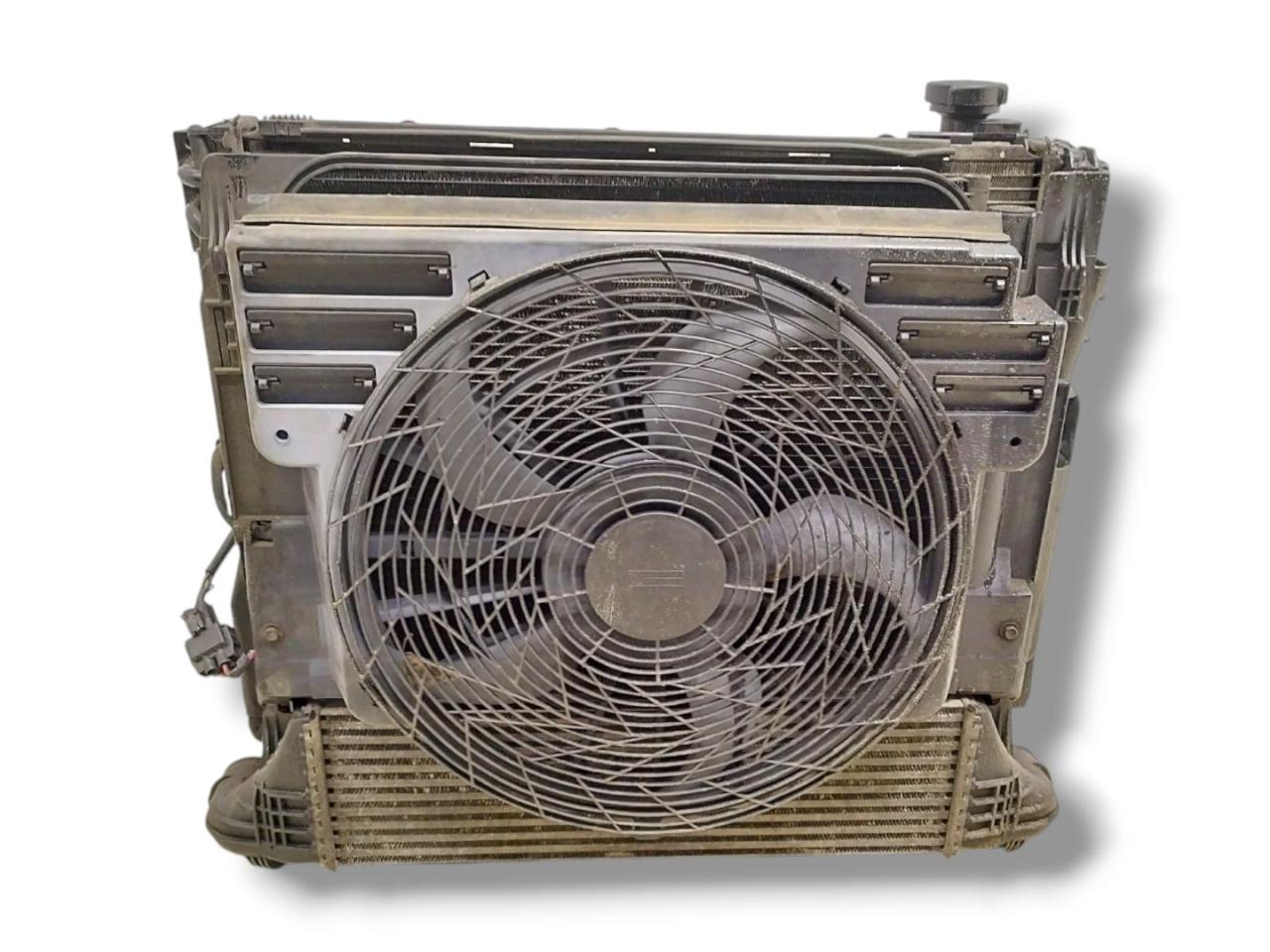 кассета радиаторов BMW X5 E53 2001, 3.0 л., D, M57 D30 (306D1), дизель, АКПП, topasblau / 364, внедорожник 5 дв., полный привод, правый руль, 6914216, 2248724, 17102248724, 6906107 - фото №1