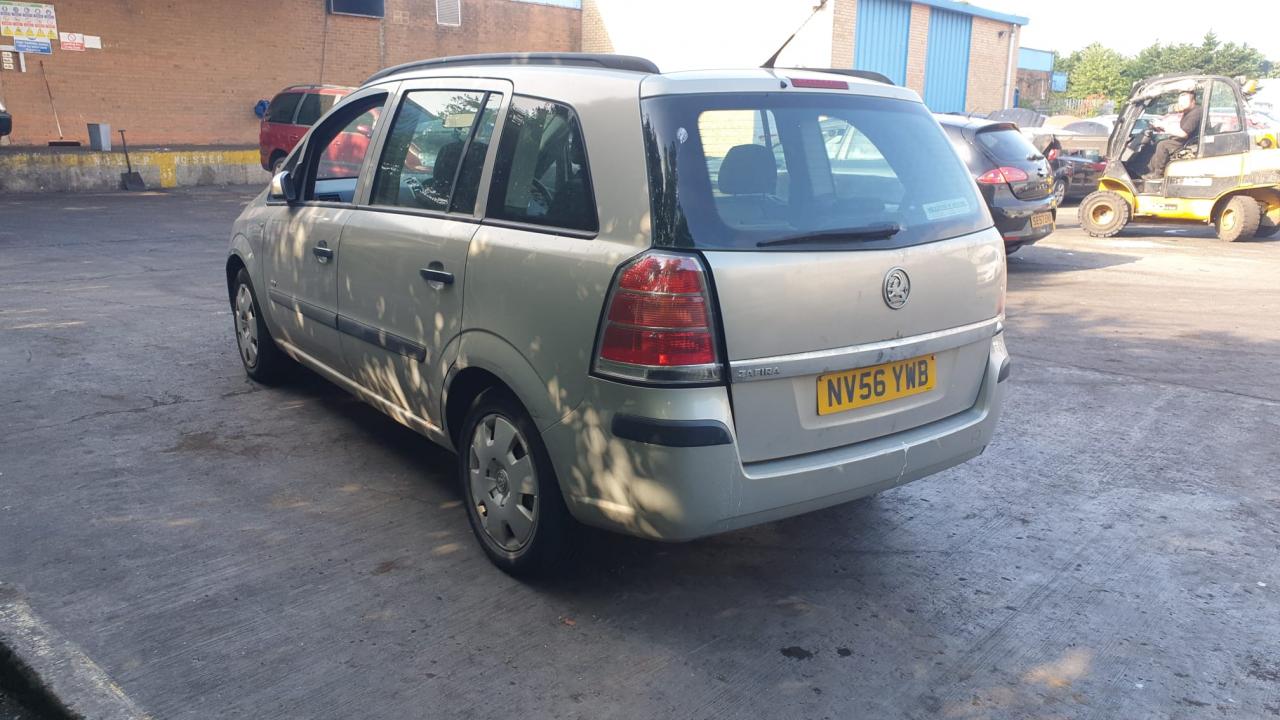 Opel Zafira 2  (B) 2007