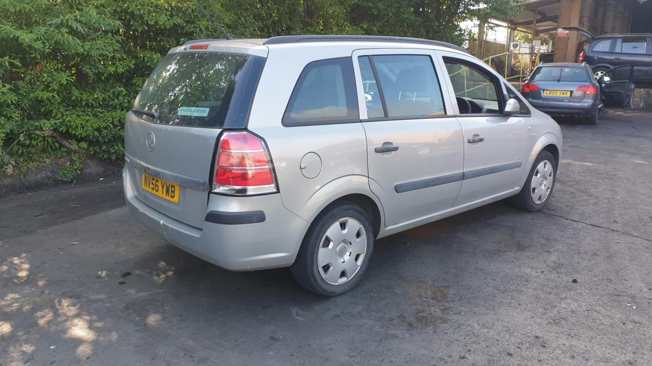 Opel Zafira 2  (B) 2007