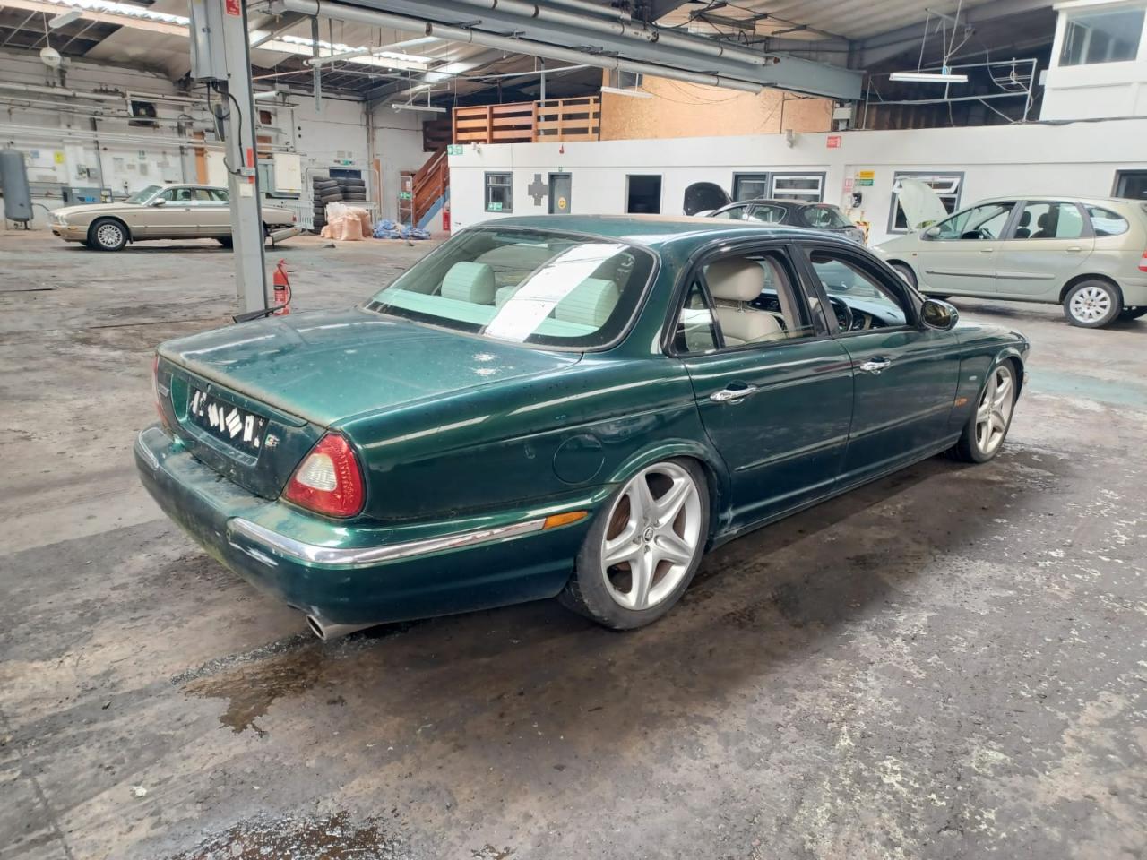 Jaguar XJ 3 X350 2004