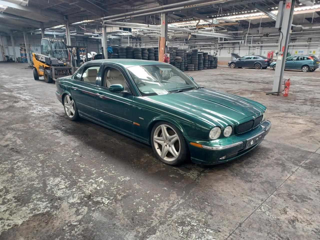 Jaguar XJ 3 X350 2004