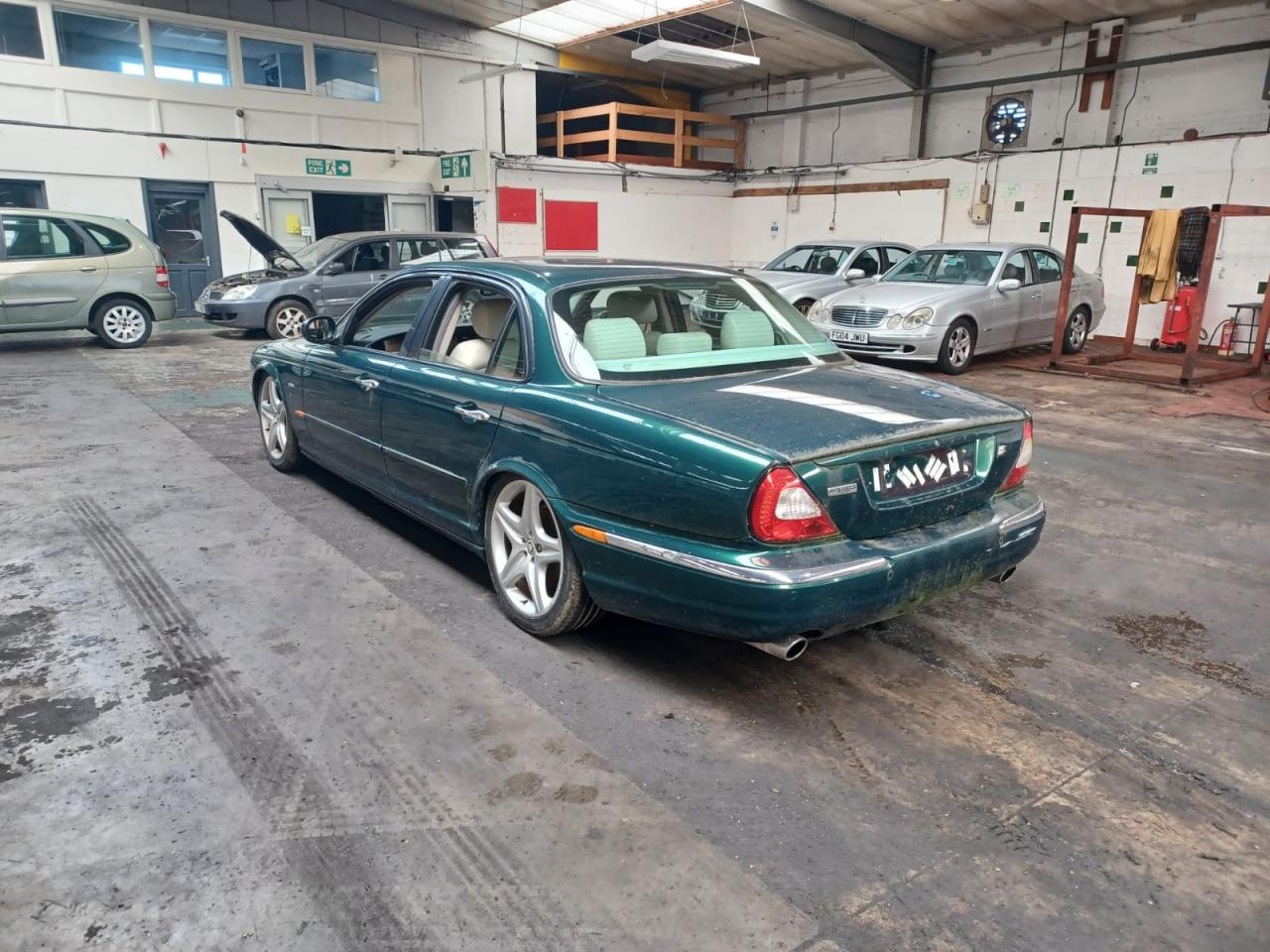Jaguar XJ 3 X350 2004