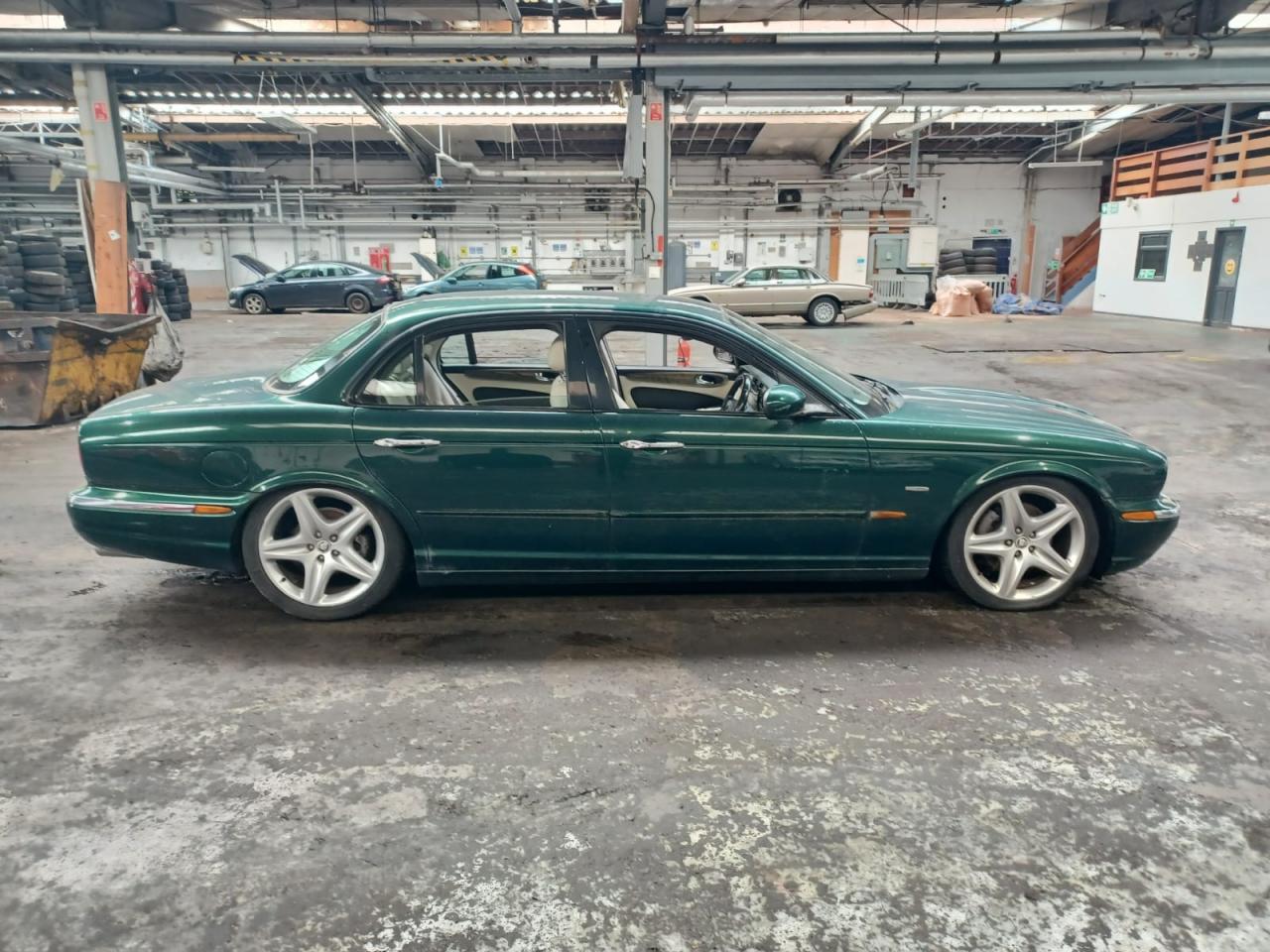 Jaguar XJ 3 X350 2004