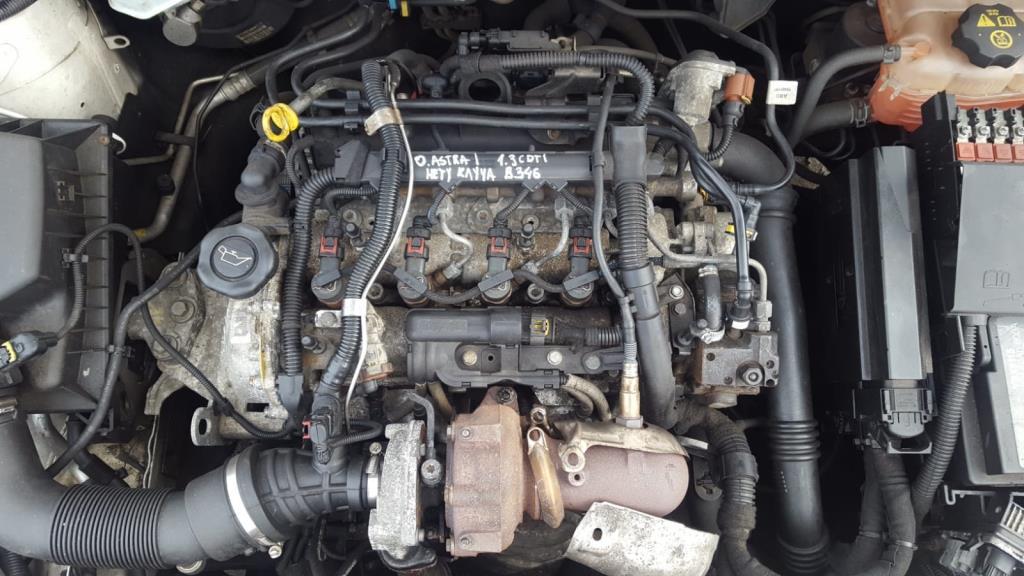 Opel Astra J 2011