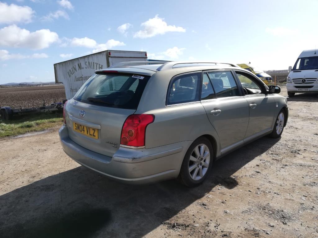 Toyota Avensis 2  (T250) 2004