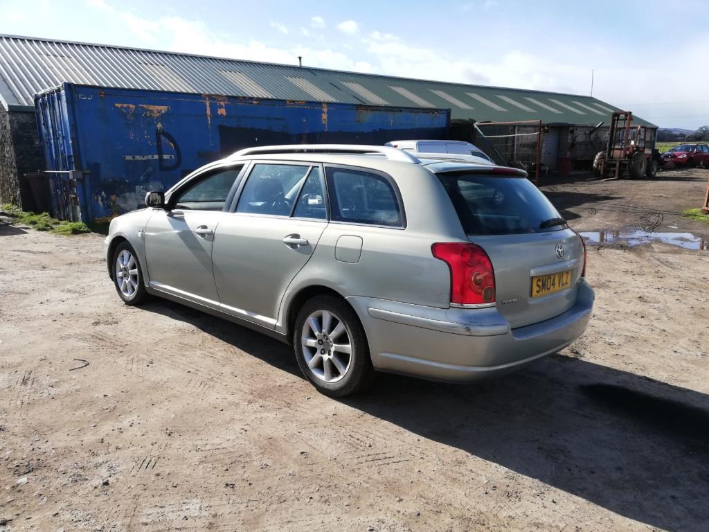 Toyota Avensis 2  (T250) 2004
