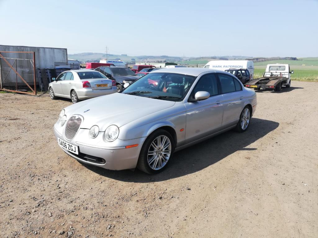 Jaguar S-Type рест. X200 2006