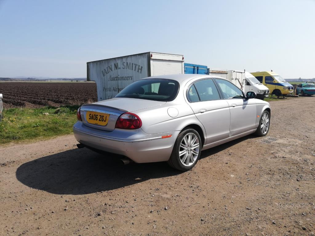 Jaguar S-Type рест. X200 2006