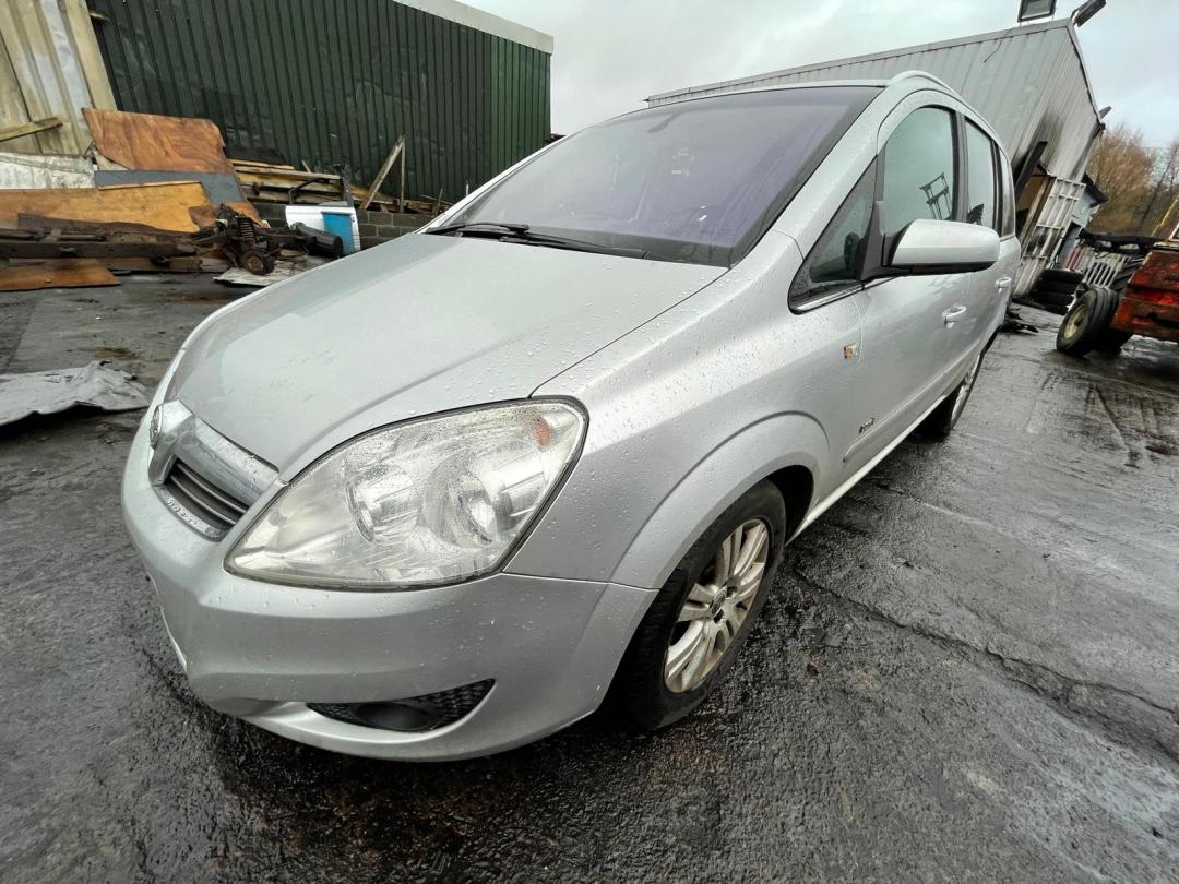 Opel Zafira 2  (B) рест. 2008