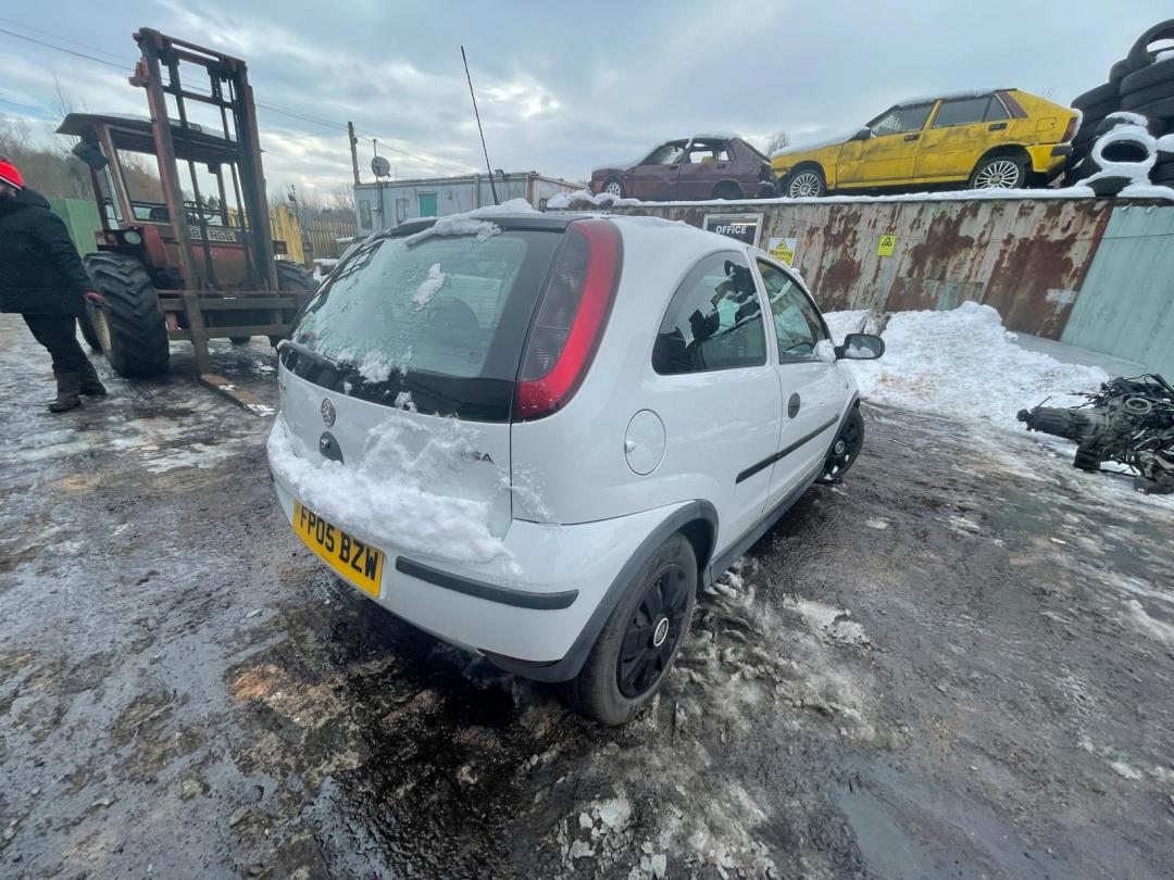 Opel Corsa C рест. 2003