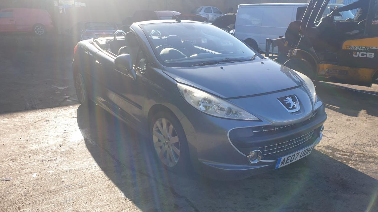 Peugeot 207CC 2007