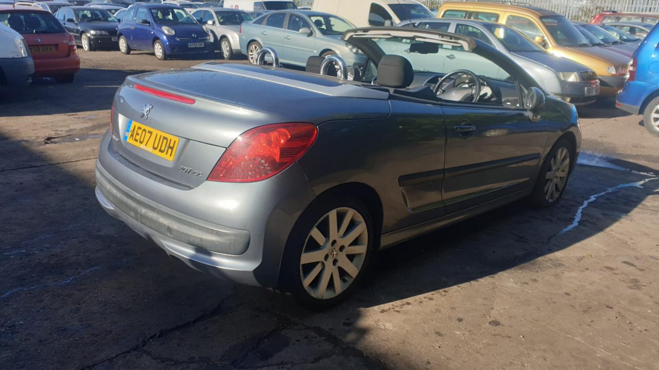 Peugeot 207CC 2007