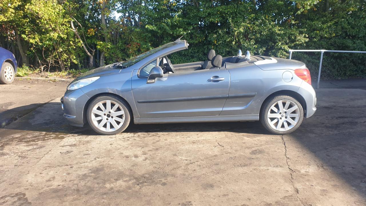 Peugeot 207CC 2007